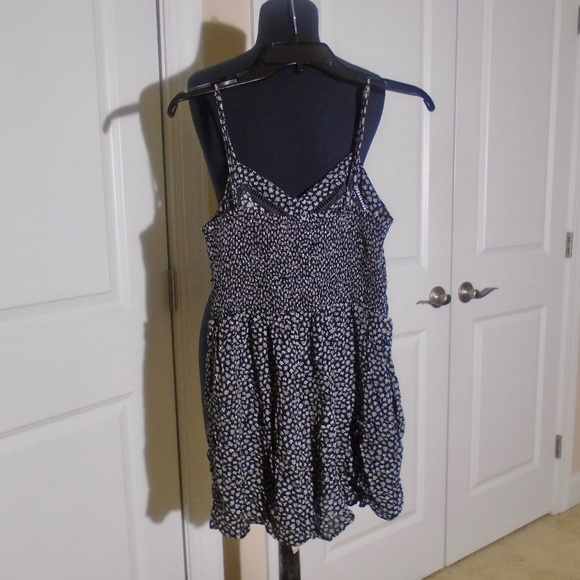 AEROPOSTALE NWT Floral Ladder Black & White Lace Romper - Picture 6 of 8